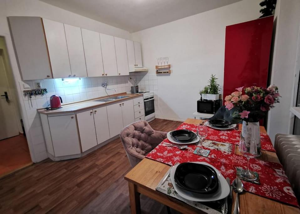 布尔诺Cely Apartman Podlesi 54M2 S Dvema Balkony A S Novou Manzelskou Posteli, Zatim Neni Na Fotkach公寓 外观 照片